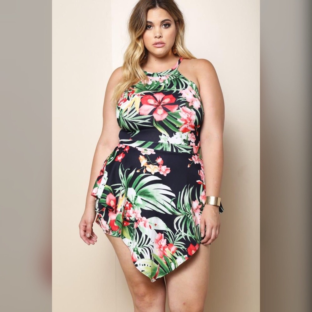 NWT PLUS SIZE 2X TROPICAL ROMPER